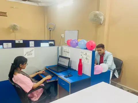 Student working at a computer workstation in the Webultro Training lab, Lucknow